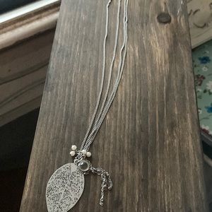 ANN Taylor Factory Leaf Pendant